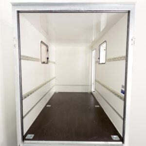 Blyss Kofferanhänger 146x304cm Höhe:180 1,3t, Rampe, Tür, 2 Fenster-Neu – Bild 5