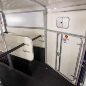 Ifor Williams Pferdeanhänger HB511-blau-Frontausstieg-Neu – Bild 5