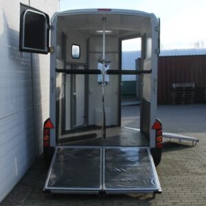 Ifor Williams Pferdeanhänger HB506-Frontausstieg-Klappenkombi-Neu – Bild 8